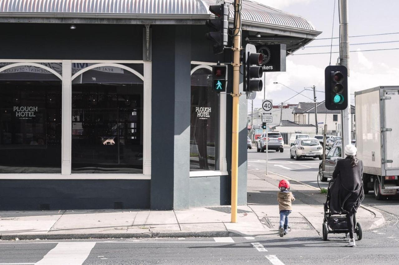 Plough Hotel Melbourne Exterior photo
